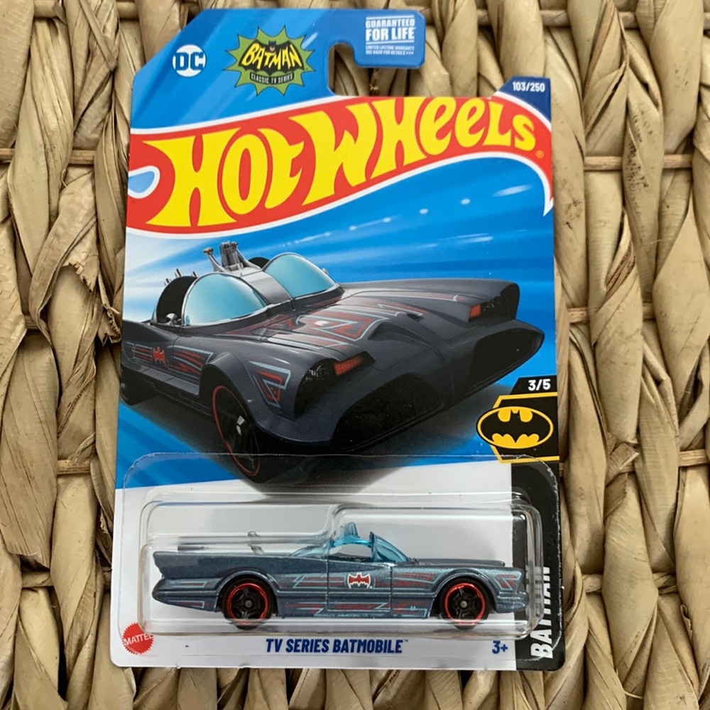 TV Series BatMobile Hot Wheel Batman Bat Mobile Car Hotwheels Mainline 2025 🆕